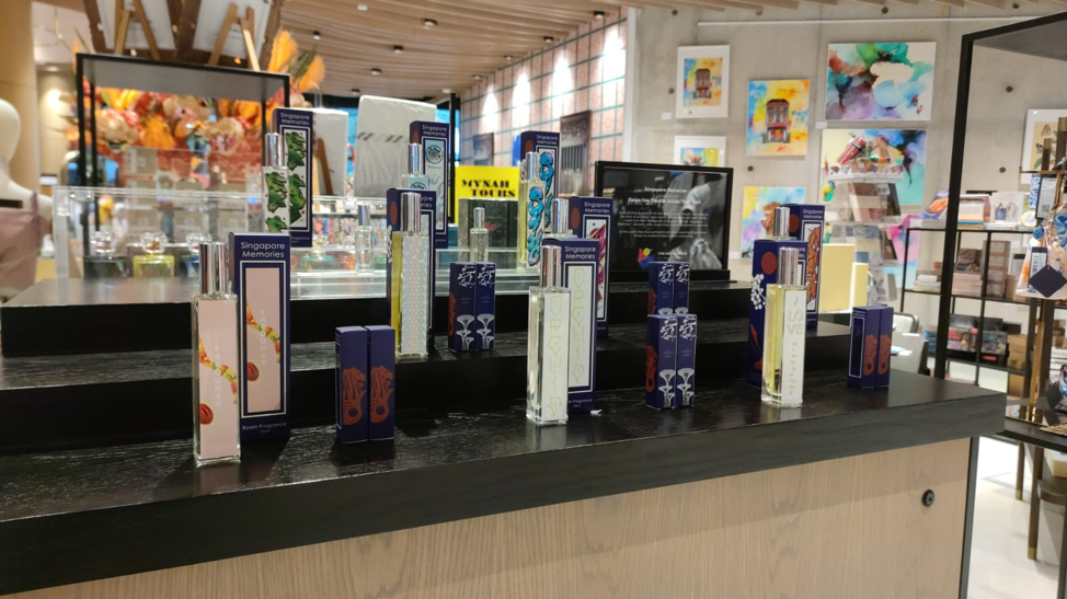 Singapore Memories collaborates with Ms Tianyuan to create perfumes for design orchard