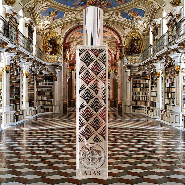 gift souvenir atas is bestselling room fresher Singapore . gift for her elegant scent serum for perfect and beautiful home