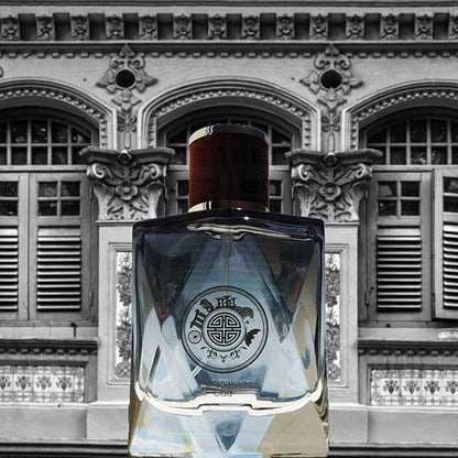 Online Perfume Collections : Peranakan Oud by Singapore Memories , a perfect gift for friend and a Singapore Orchid Souvenir